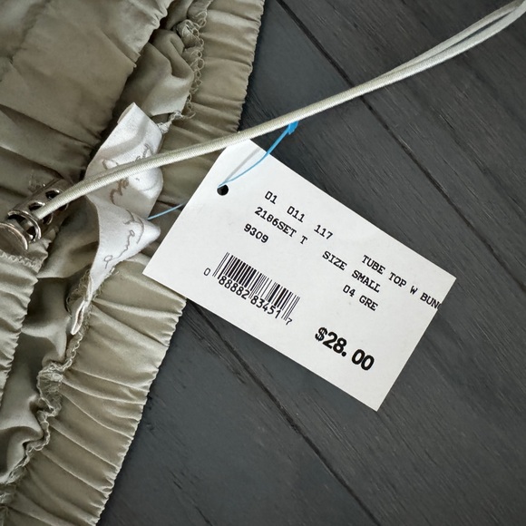 Vanilla sky crop top - Picture 2 of 3